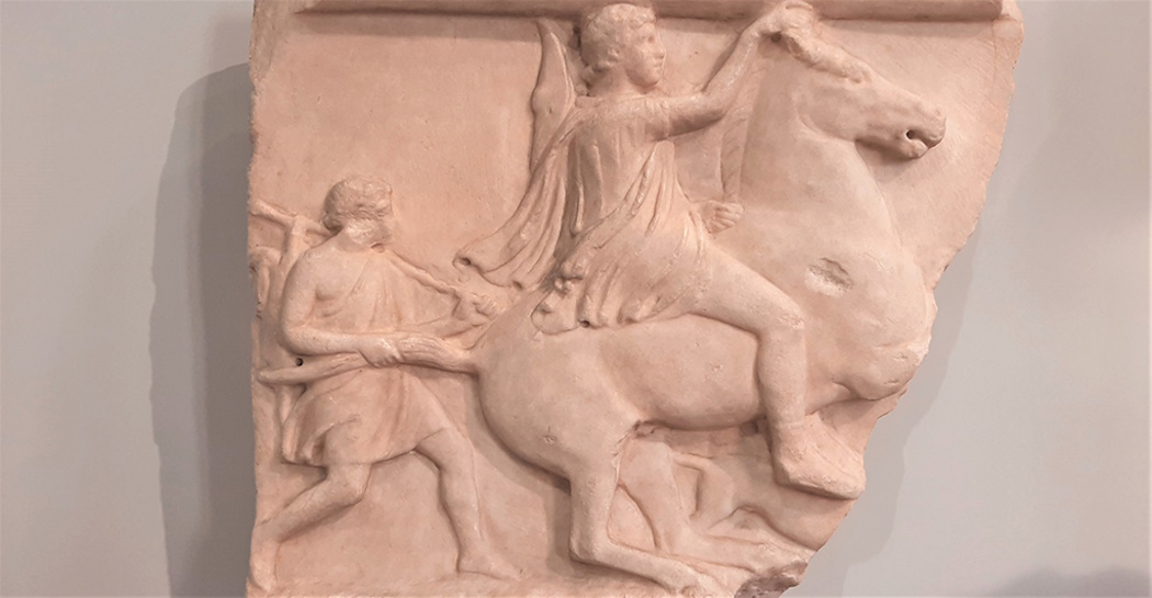 Museo di scultura antica Giovanni Barracco, rilievo con eroe a cavallo, giovinetto e cane